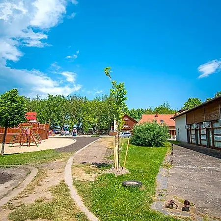 Balatonboglar Otel